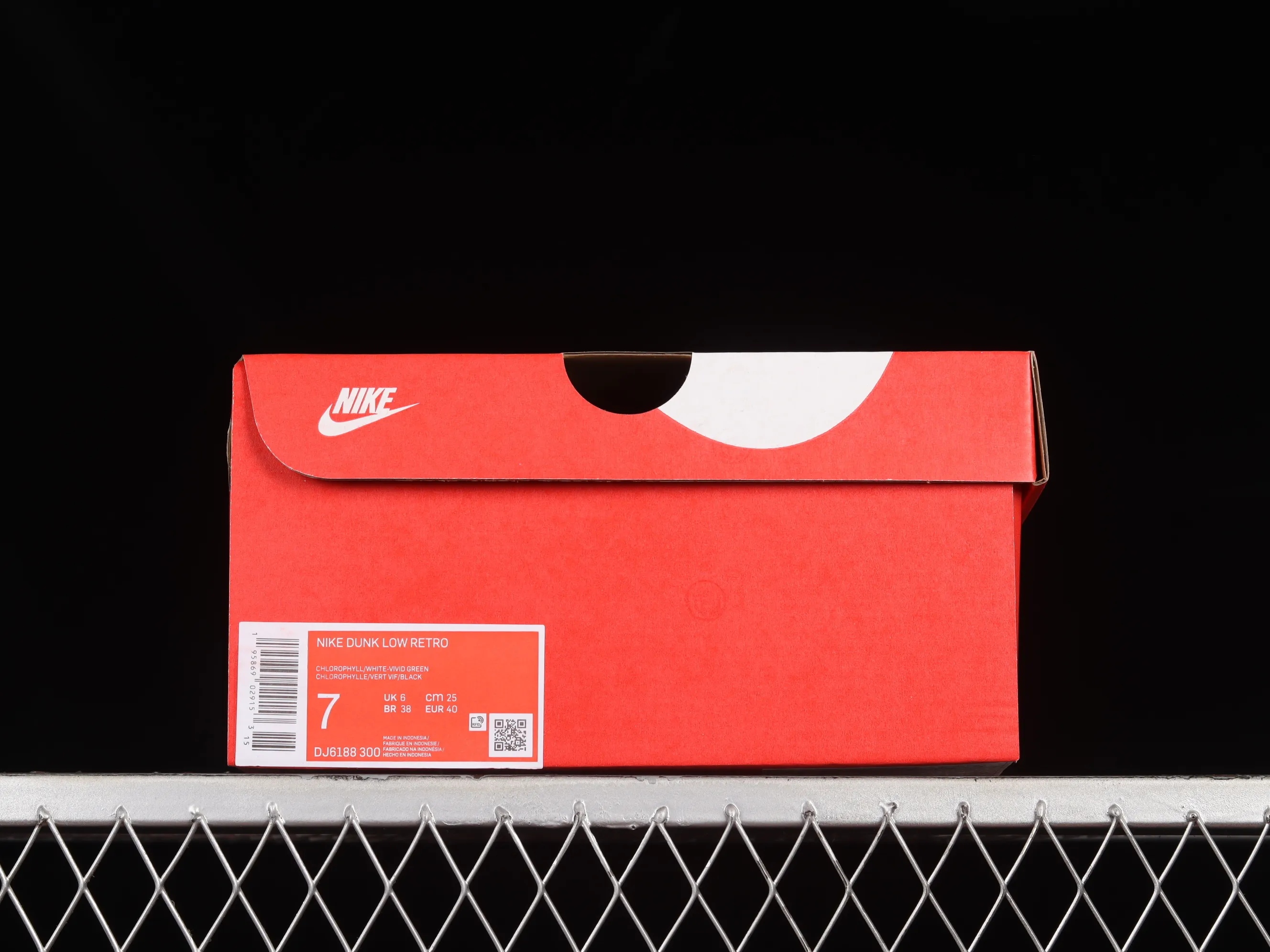 All categories Nk SB Dunk Series Nk SB Dunk Low low-top sneakers F version Nk SB Dunk Low "Green White" SB Dunk Series low-top casual sports skateboard shoes DJ6188-300